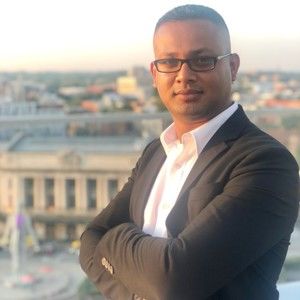 Meet your Posher, Neil